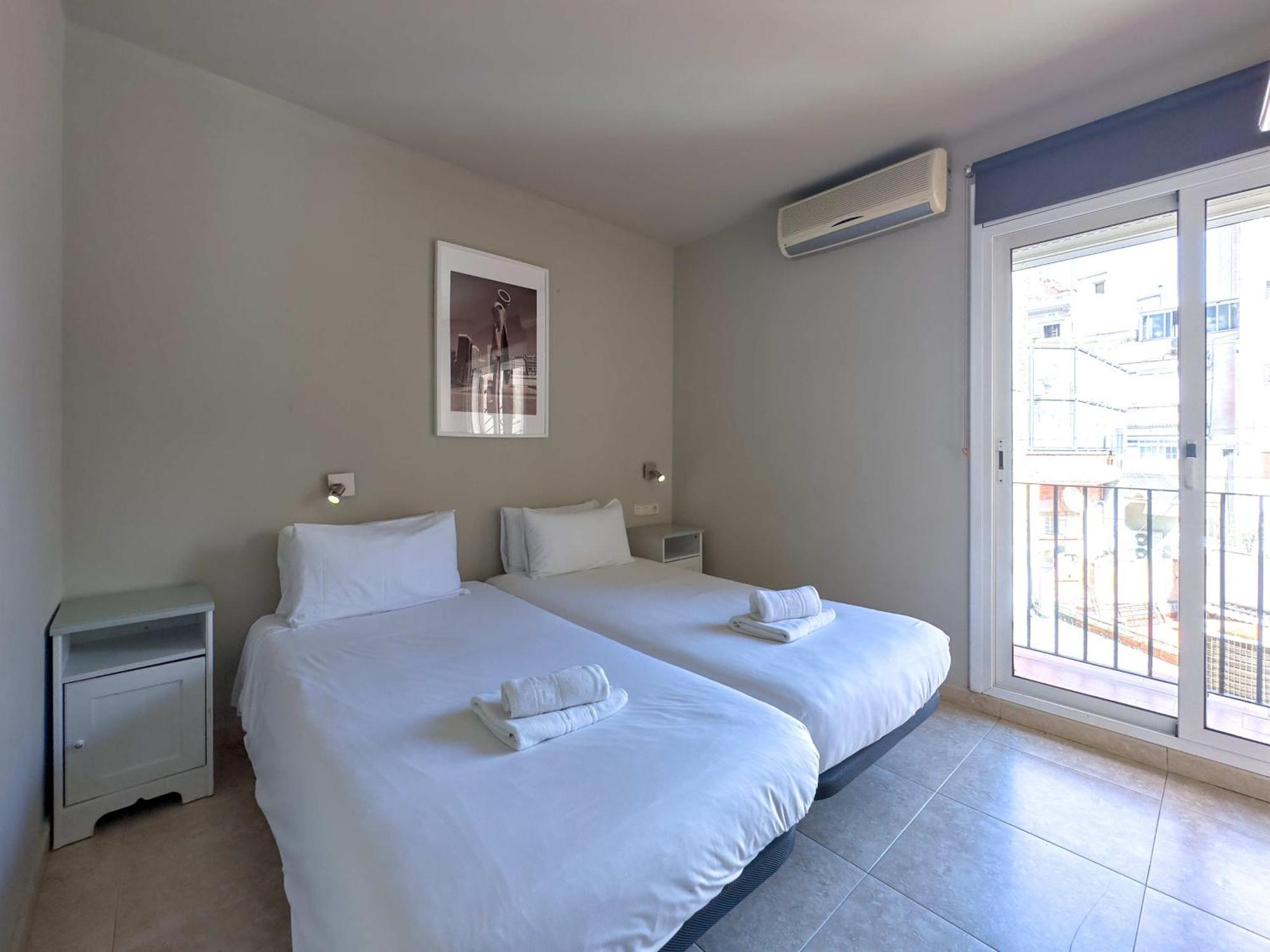 Stay U-Nique Apartments Torre Damians Barcelona Buitenkant foto