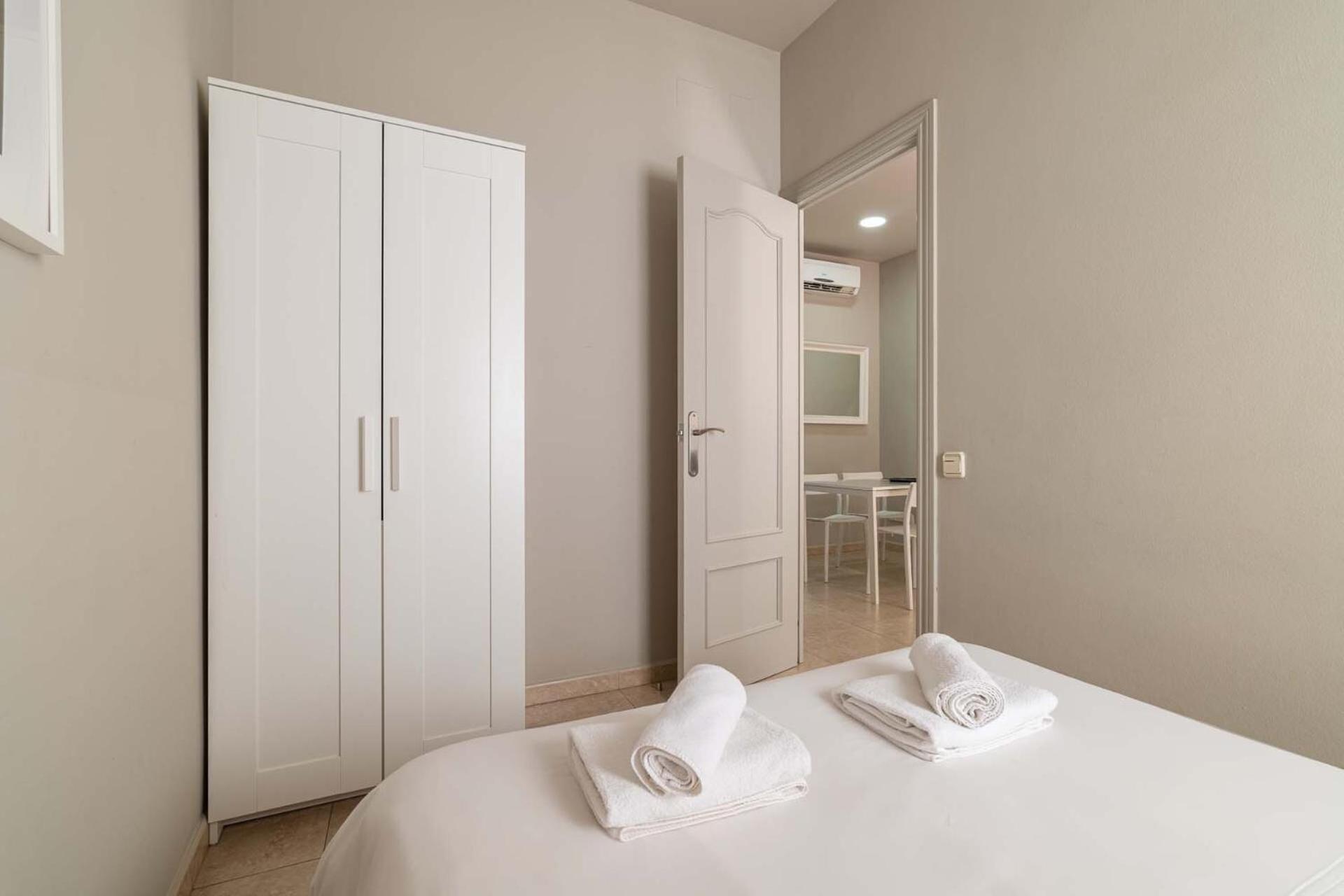 Stay U-Nique Apartments Torre Damians Barcelona Buitenkant foto